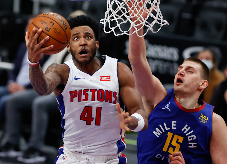  约基奇三双领衔掘金豪取五连胜稳居西部榜首